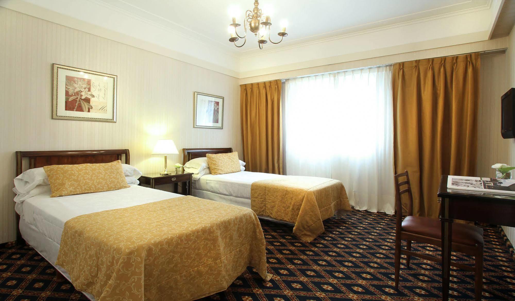 Carsson Hotel Downtown Буэнос-Айрес Экстерьер фото
